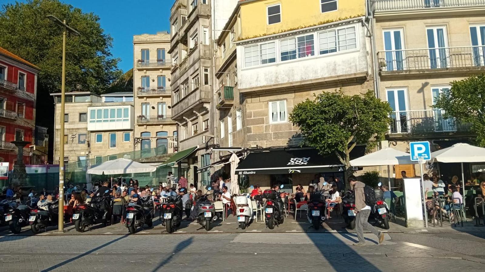 Vivienda En Casco Antiguo De Vigo Apartment ภายนอก รูปภาพ